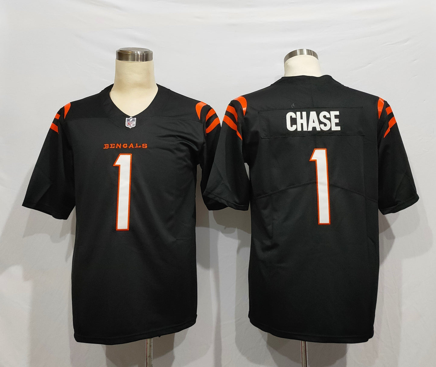 Men's Cincinnati Bengals Ja'Marr Chase #1 Black Game Jersey1