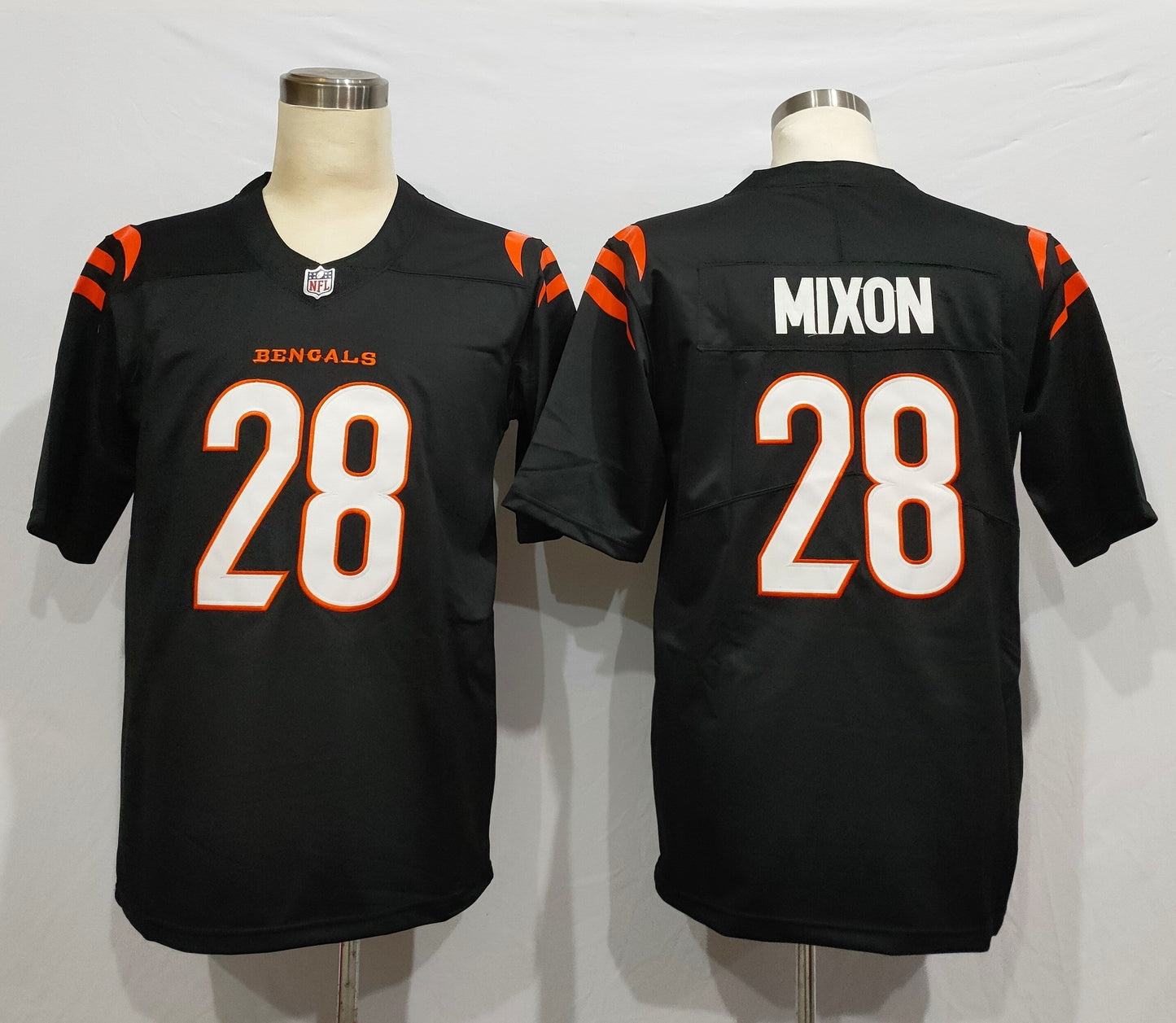 Men's Cincinnati Bengals Joe Mixon #28 Black Game Player Jersey1